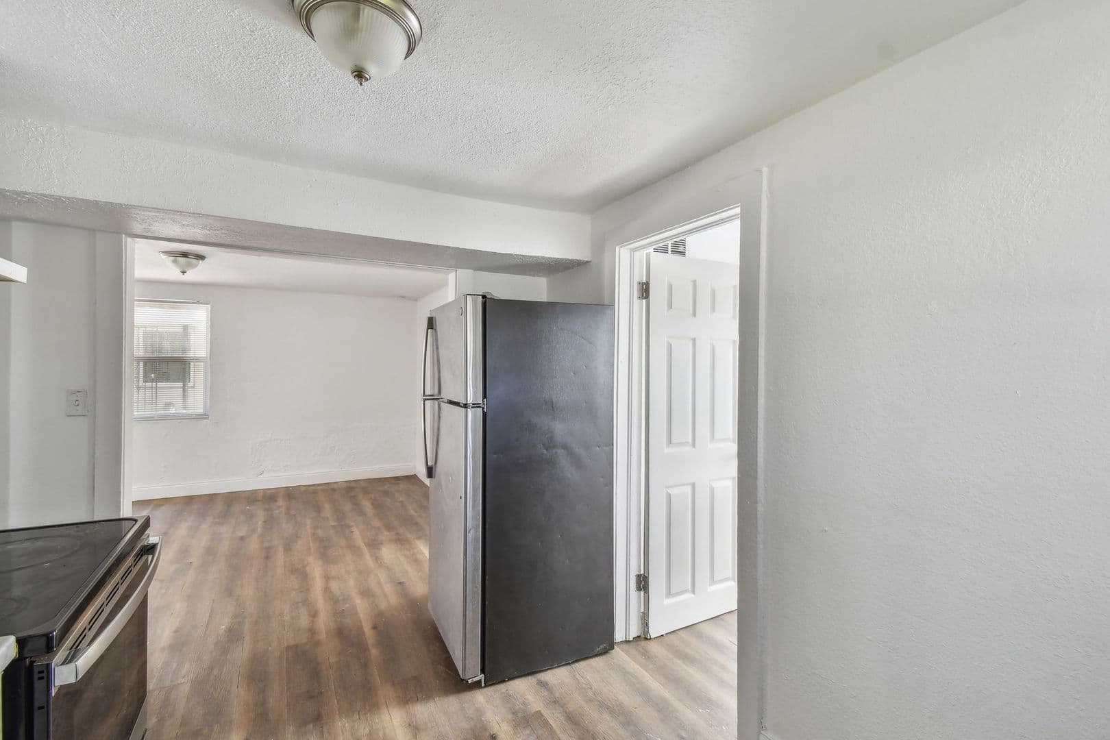 Jacksonville Apartment: 1330 Barnett St.