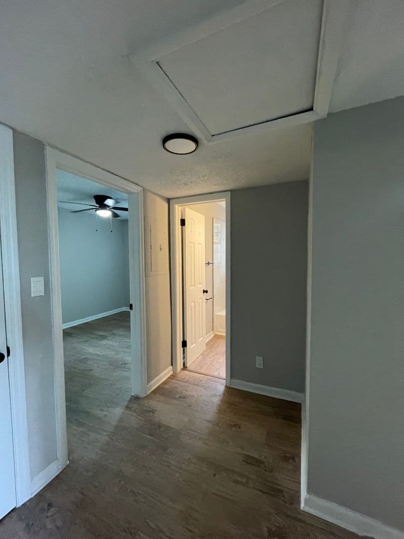 Jacksonville Apartment: 1359 W 15th St
