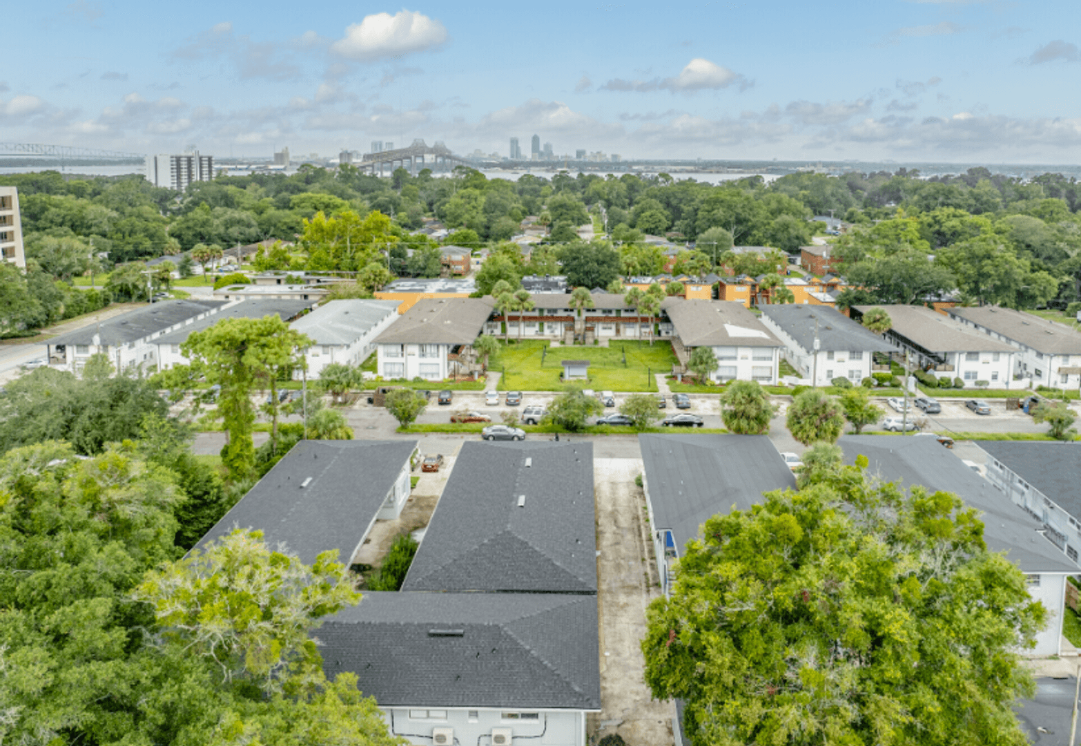 Jacksonville Apartment: 1029 Caliente Drive