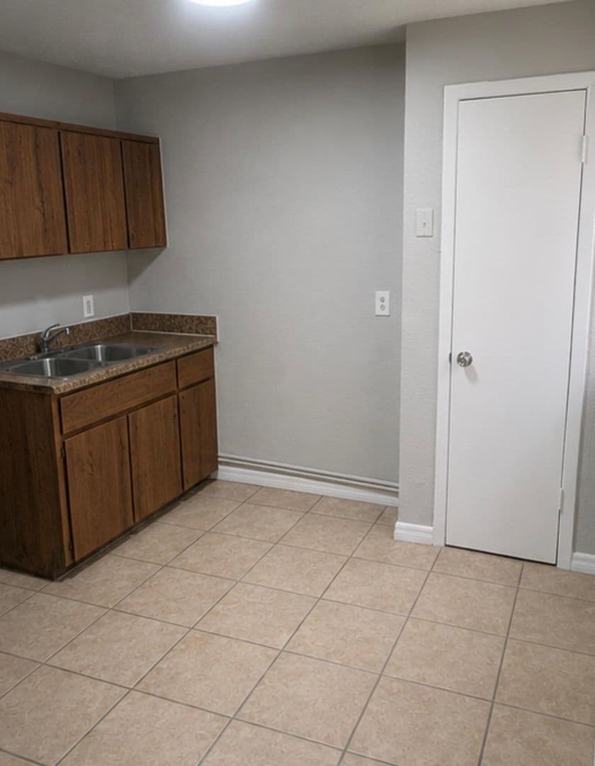 Jacksonville Apartment: 1819 West 6th