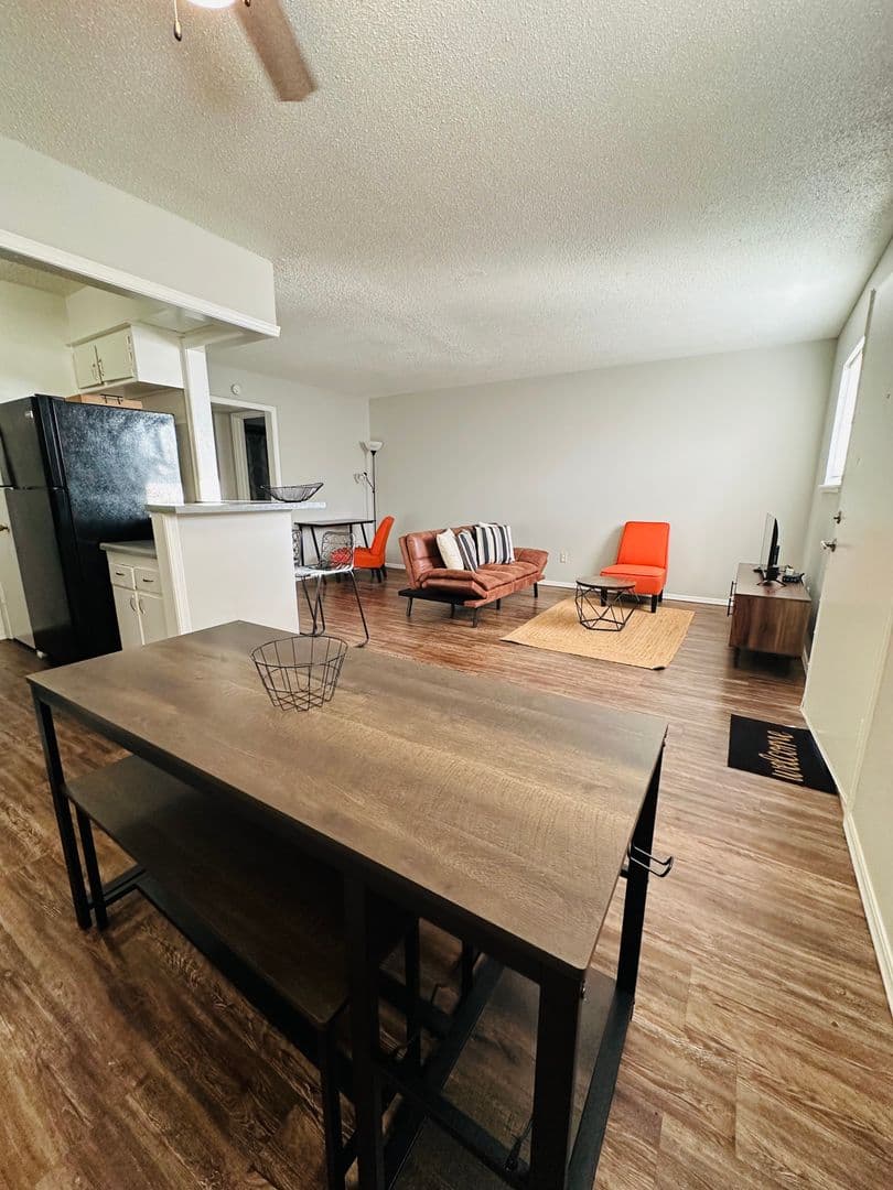 Midwest City Apartment: 327 North Midwest Boulevard
