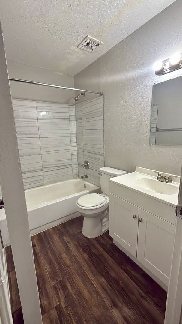 Jacksonville Apartment: 5700 Fishing Pen Creek Court