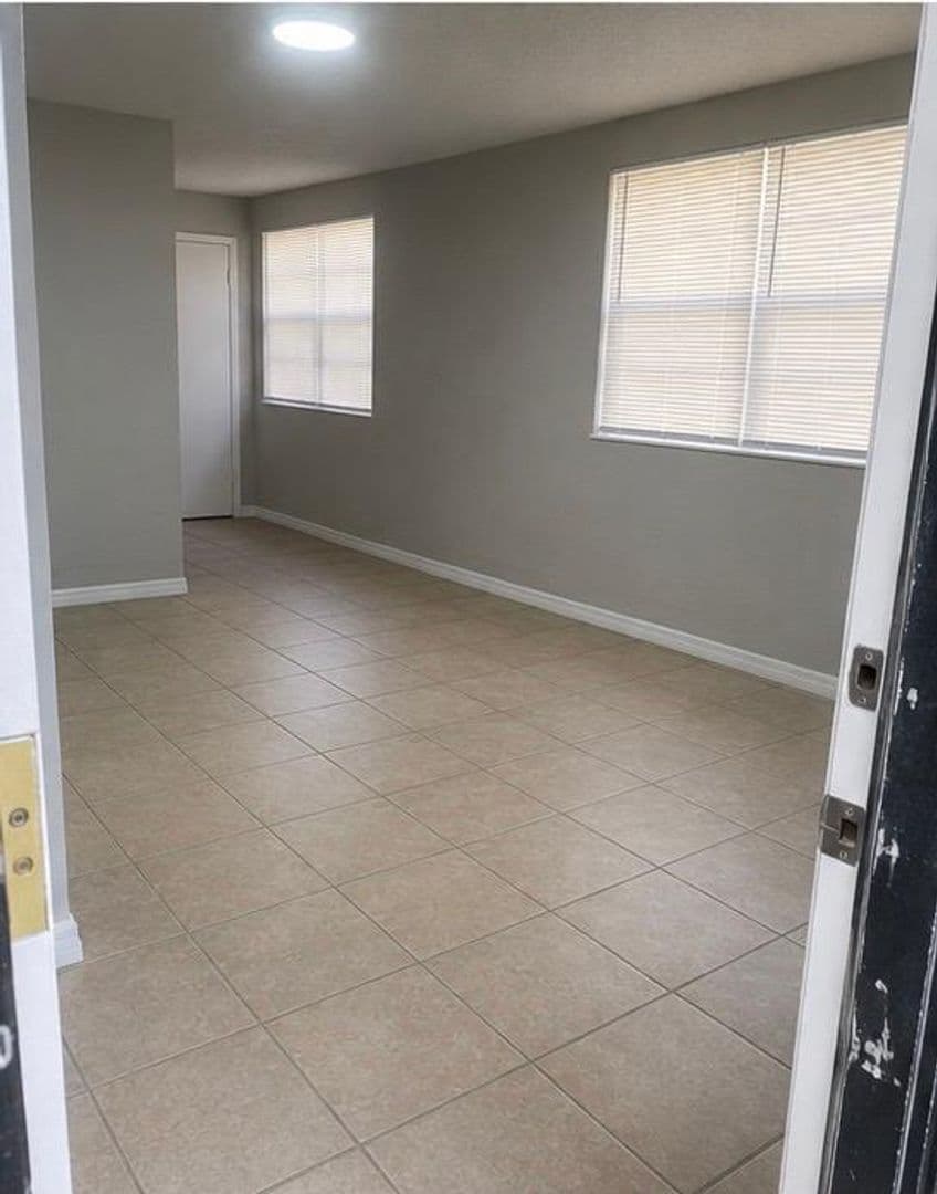 Jacksonville Apartment: 1819 West 6th