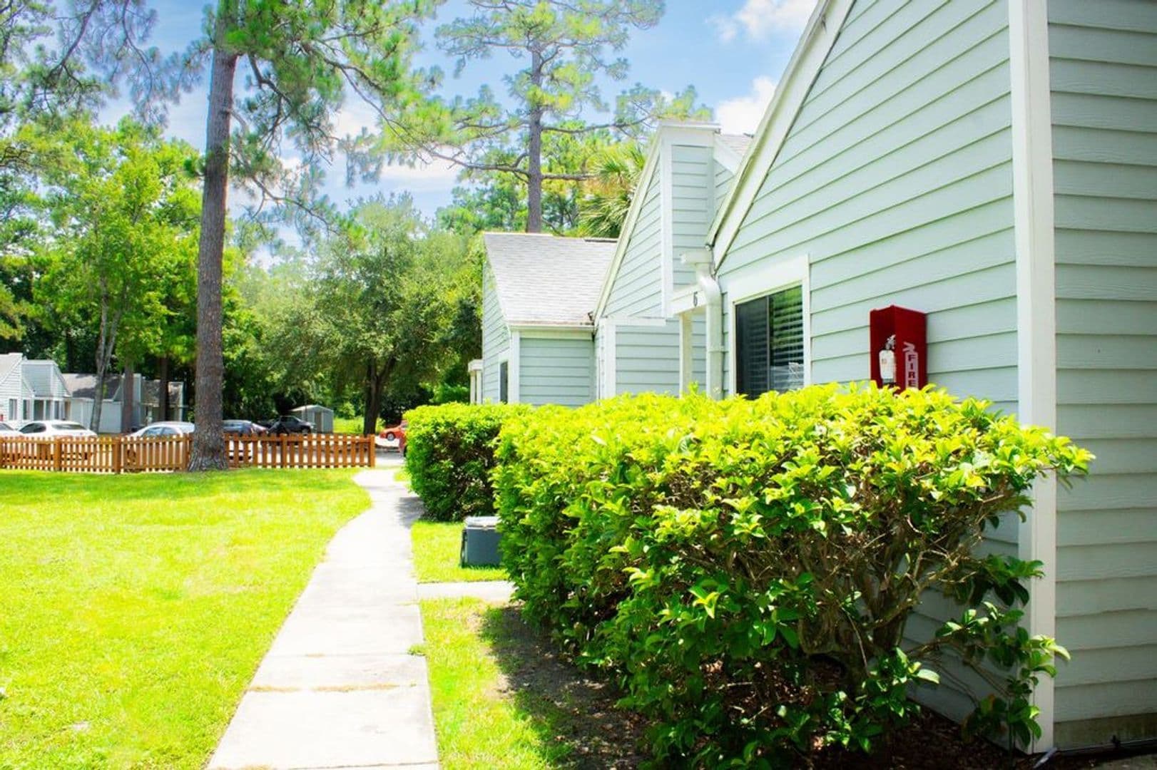 Jacksonville Apartment: 8145 San Jose Manor Dr E