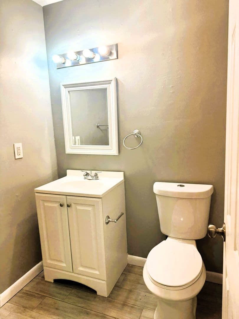 Jacksonville Apartment: 1035 Arco Drive