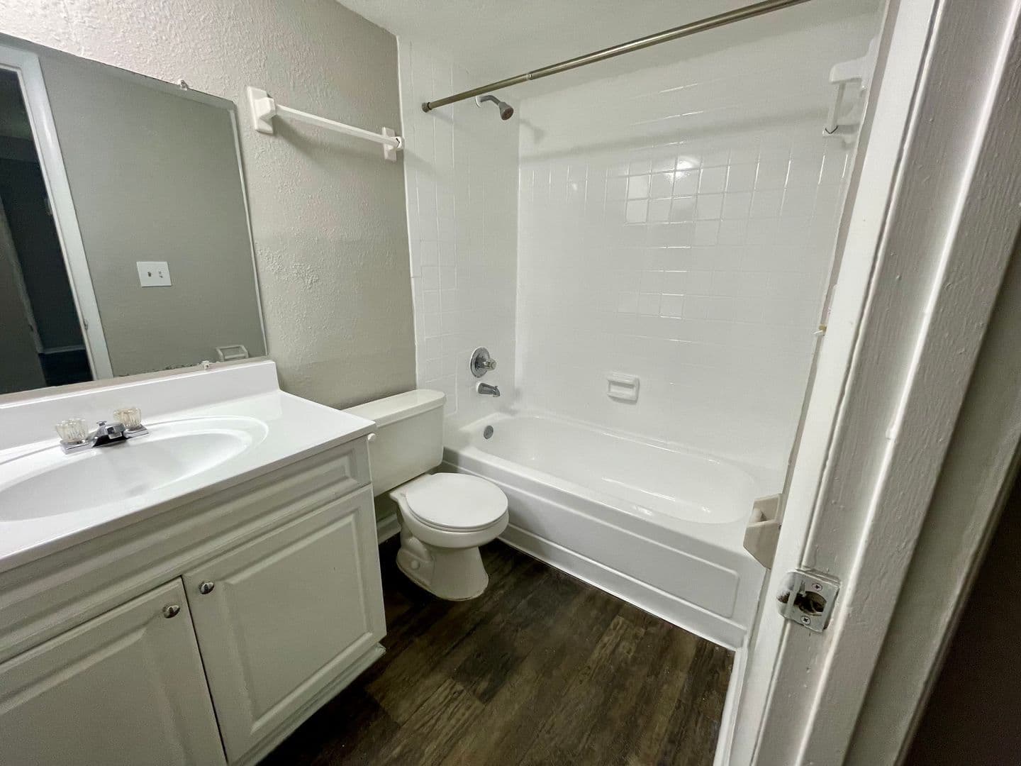 Jacksonville Apartment: 2650 Dean Road