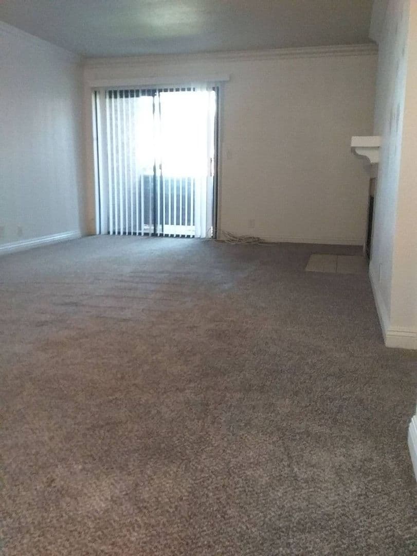 Las Vegas House: 4050 Pacific Harbors Dr #141