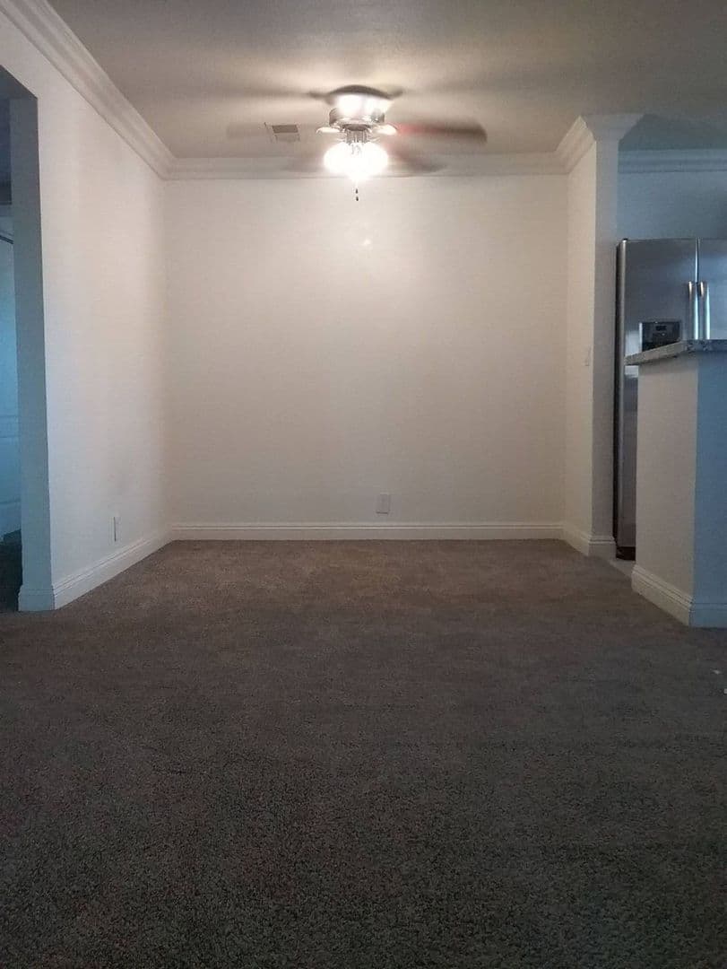 Las Vegas House: 4050 Pacific Harbors Dr #141