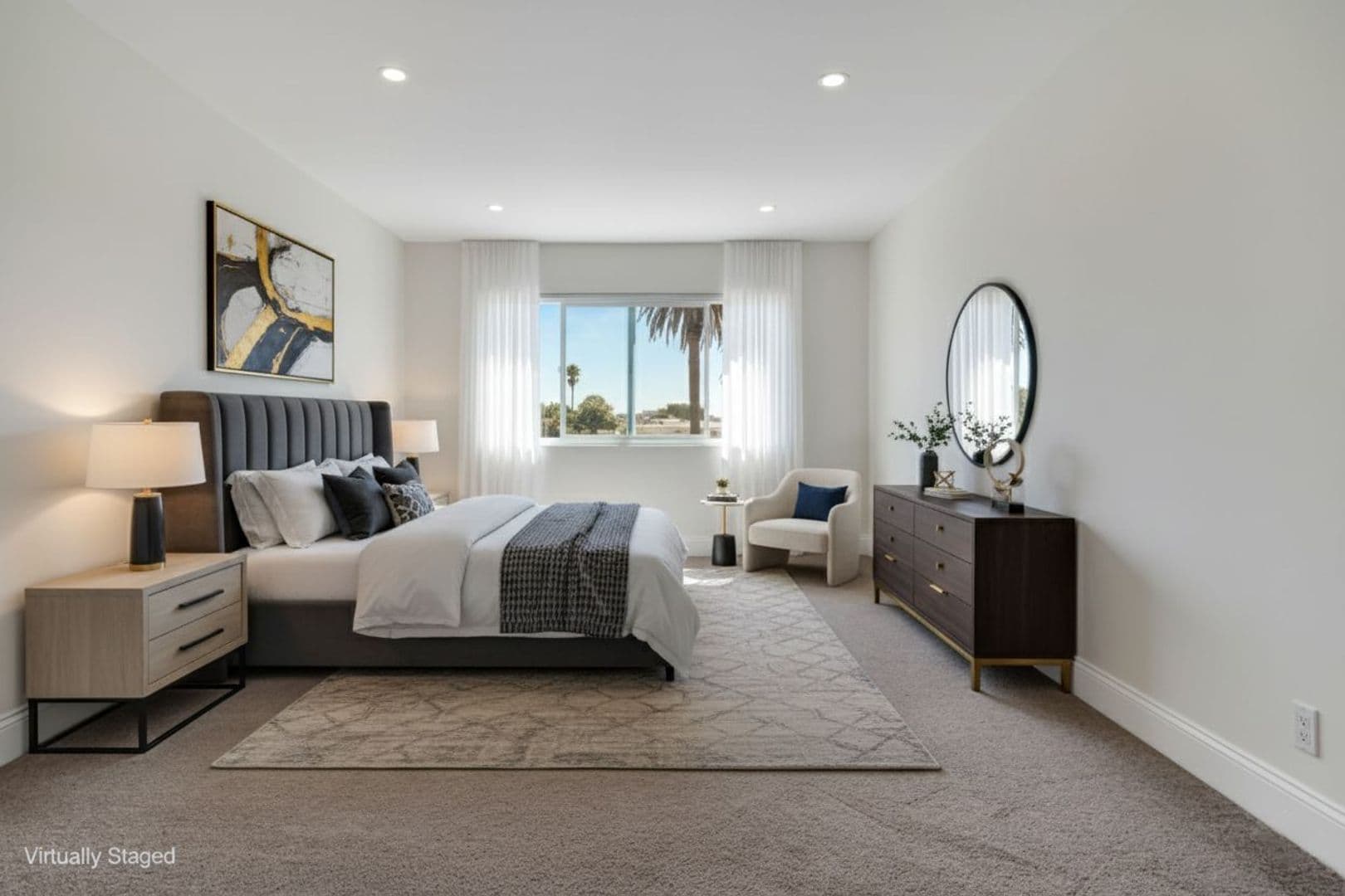 Los Angeles Apartment: 929 S Bedford St