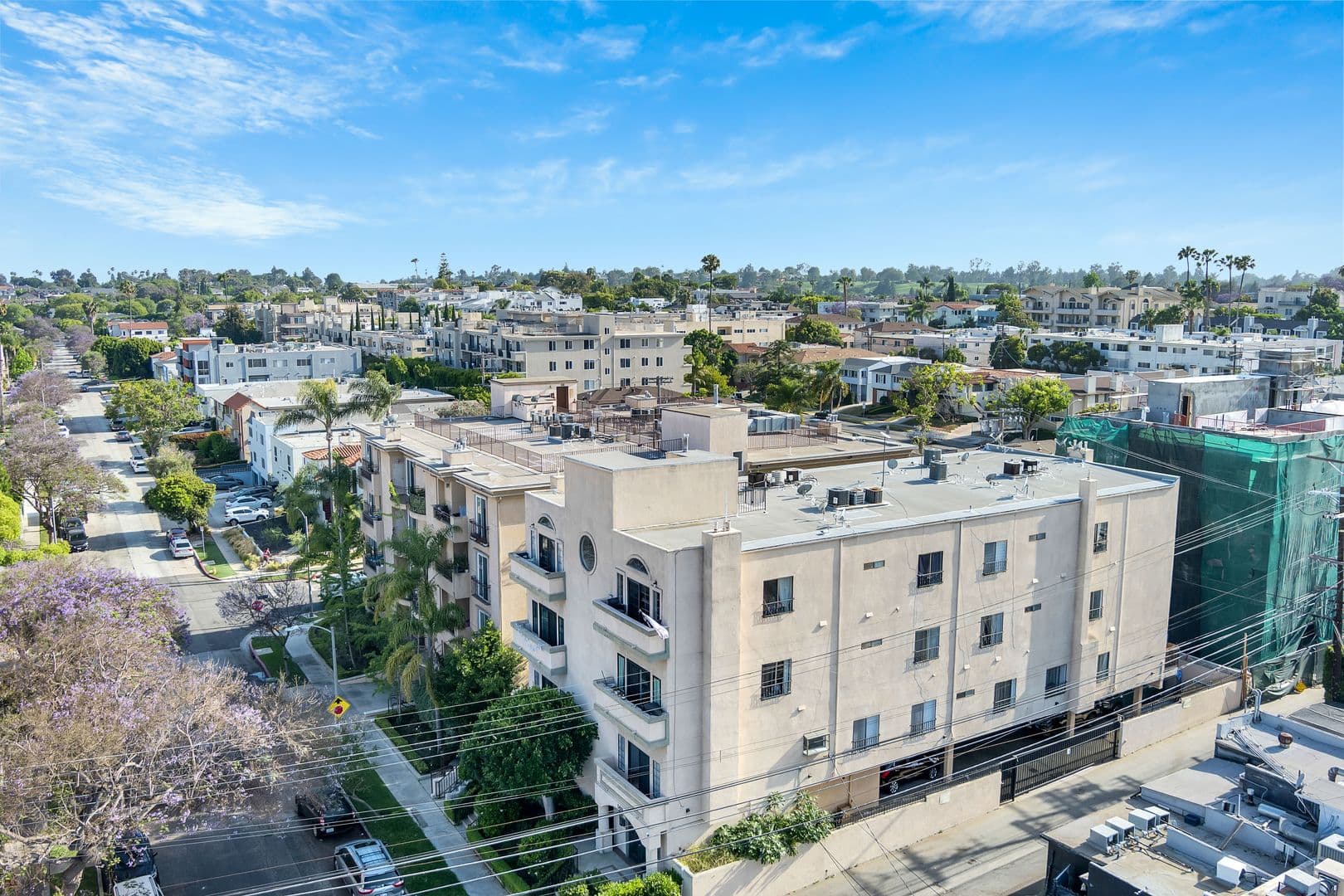 Los Angeles Apartment: 1415 Rexford Dr