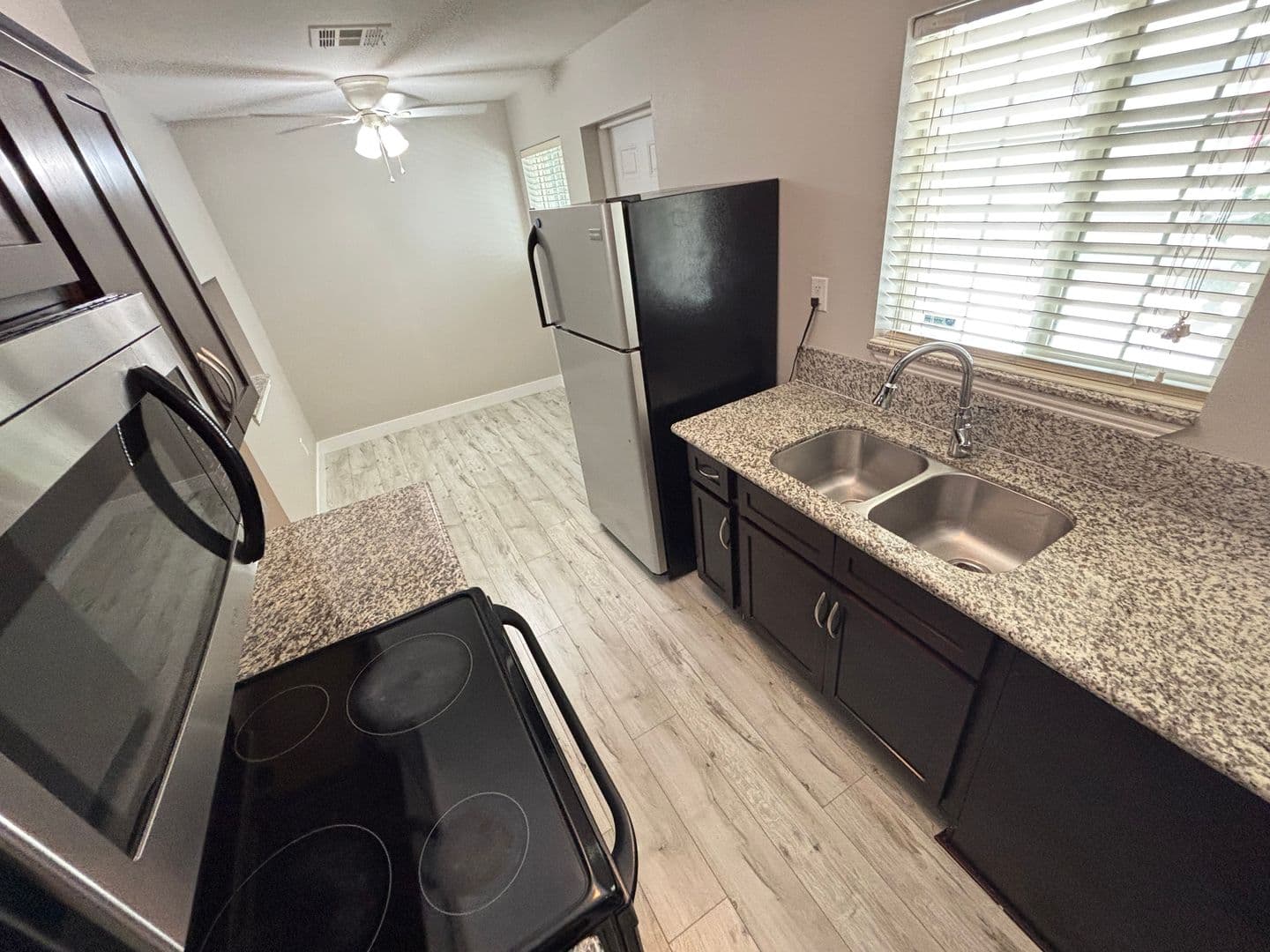 Las Vegas Apartment: 1121 Casino Center Blvd