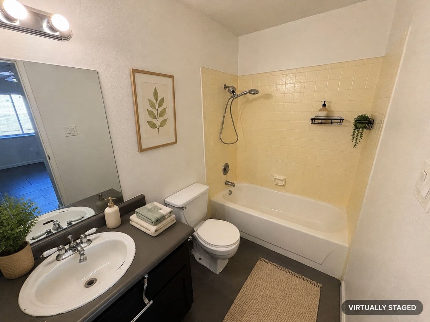 Las Vegas Apartment: 6940 Hopkins Drive Unit B