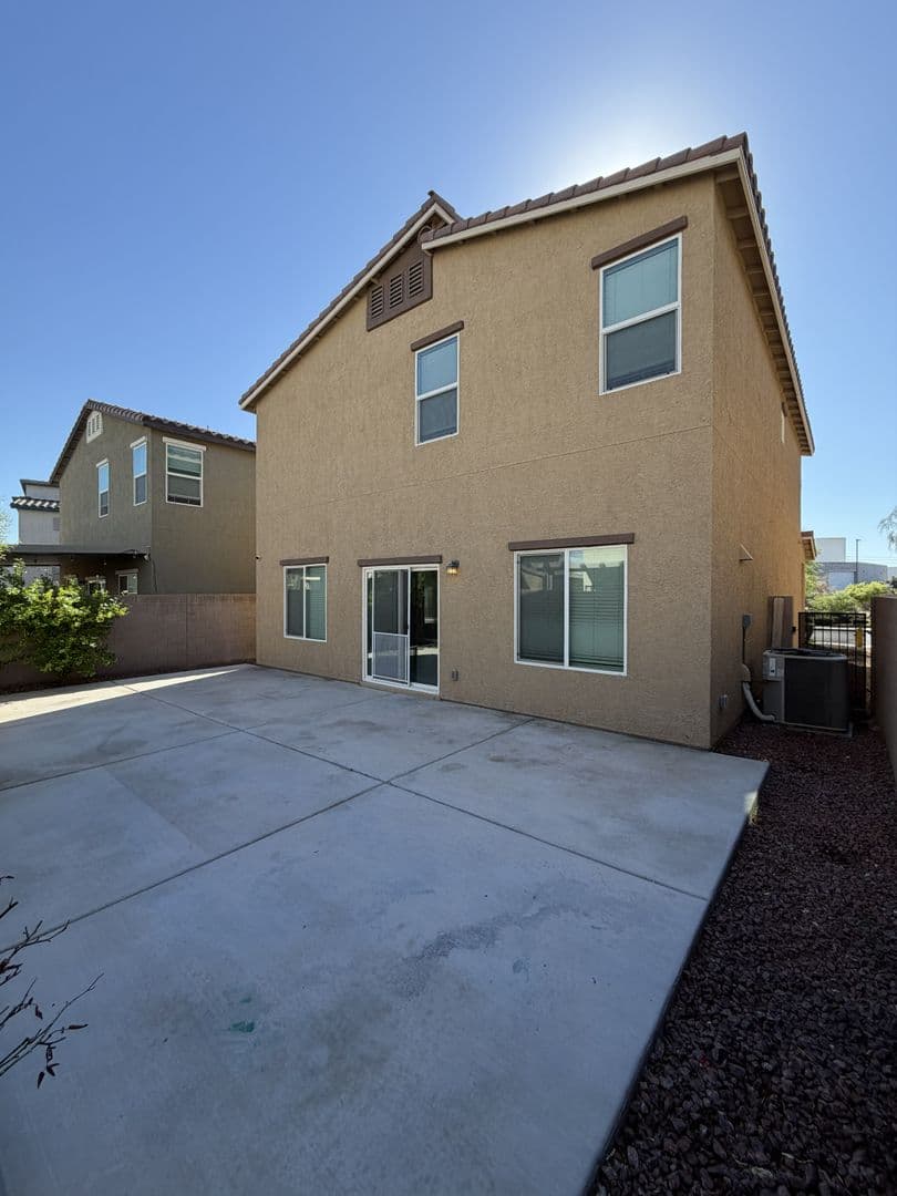 North Las Vegas House: 1054 Twincrest Ave