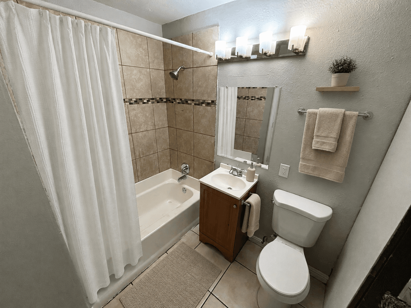 North Las Vegas Townhome: 1420 Putnam Ave Unit 1