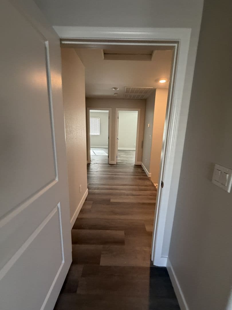 North Las Vegas House: 1054 Twincrest Ave