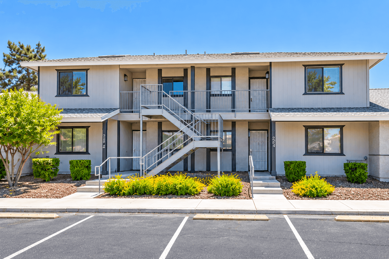 Henderson House: 2832 Aster Ct