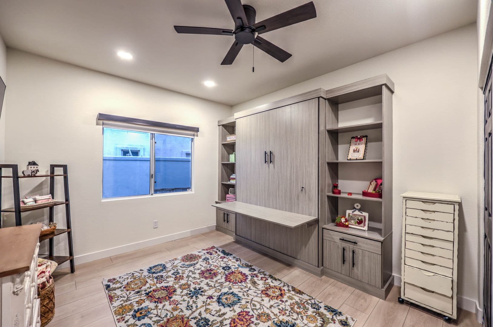 Las Vegas House: 8432 Paseo Vista Dr