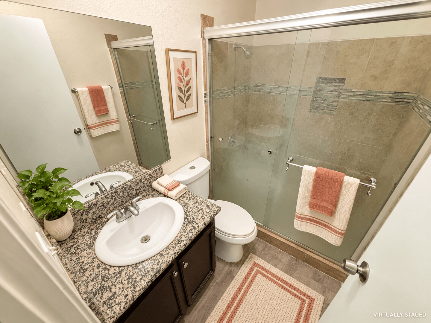 Henderson Apartment: 225 E Foster Ave. Unit 4