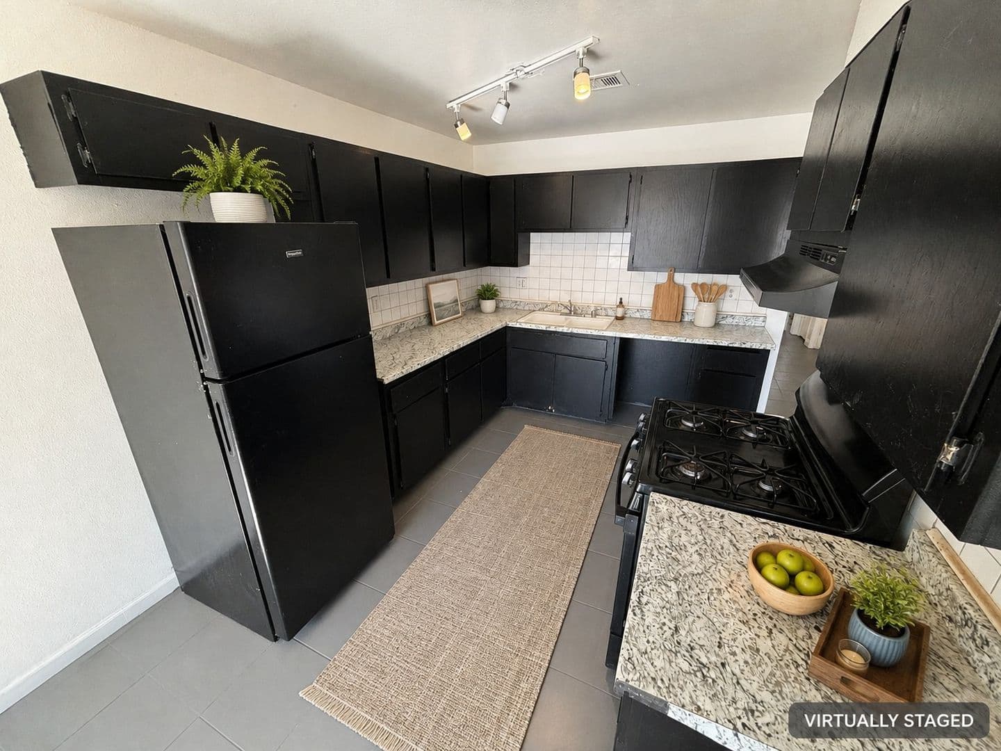 Las Vegas Apartment: 6940 Hopkins Drive Unit B