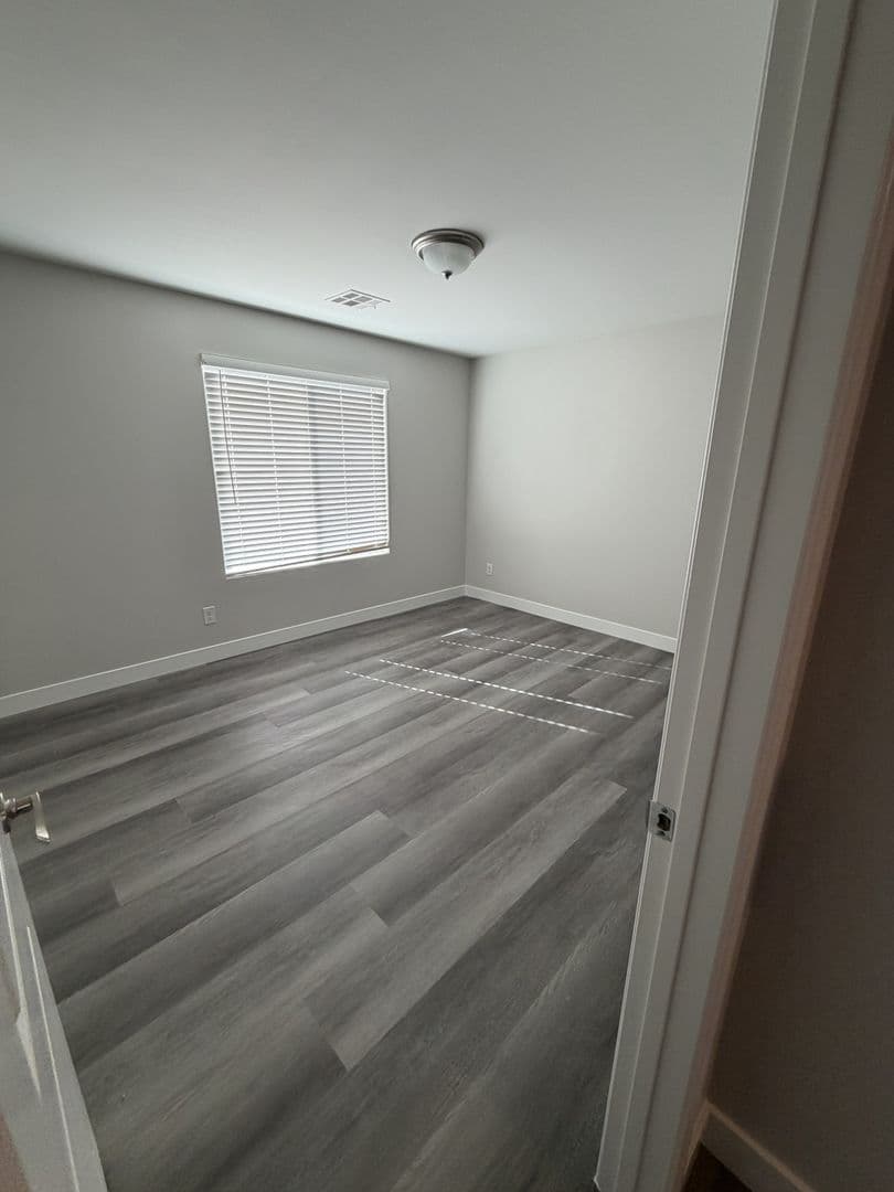 North Las Vegas House: 1054 Twincrest Ave