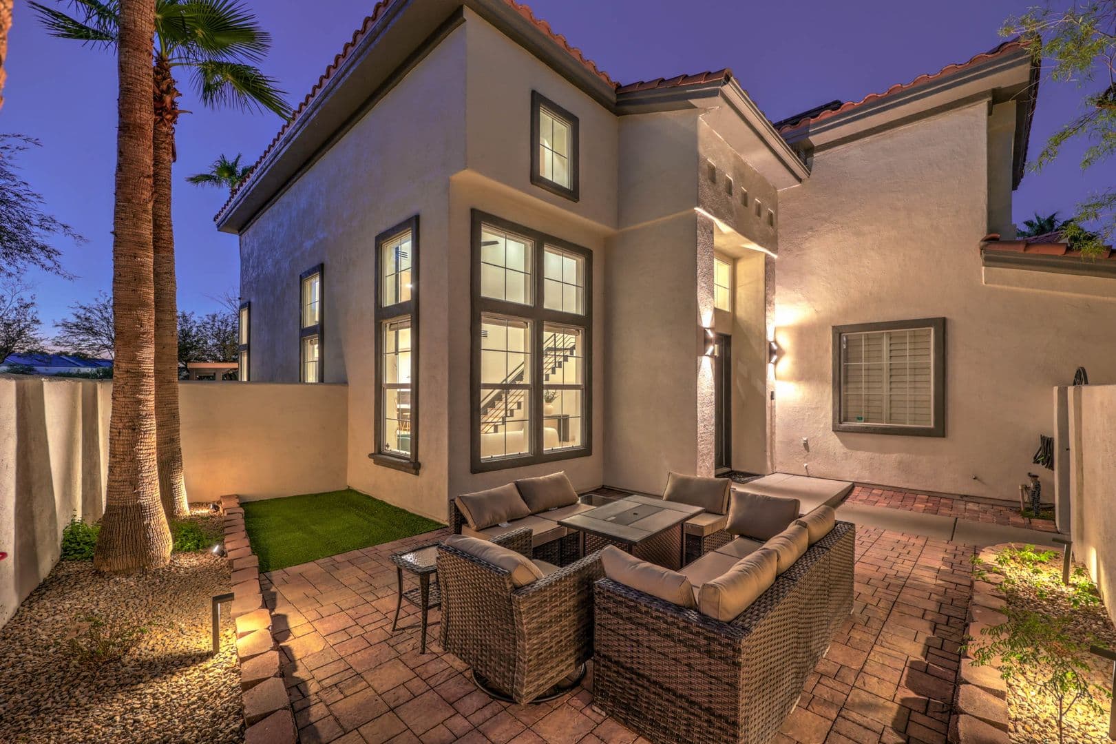 Las Vegas House: 8432 Paseo Vista Dr