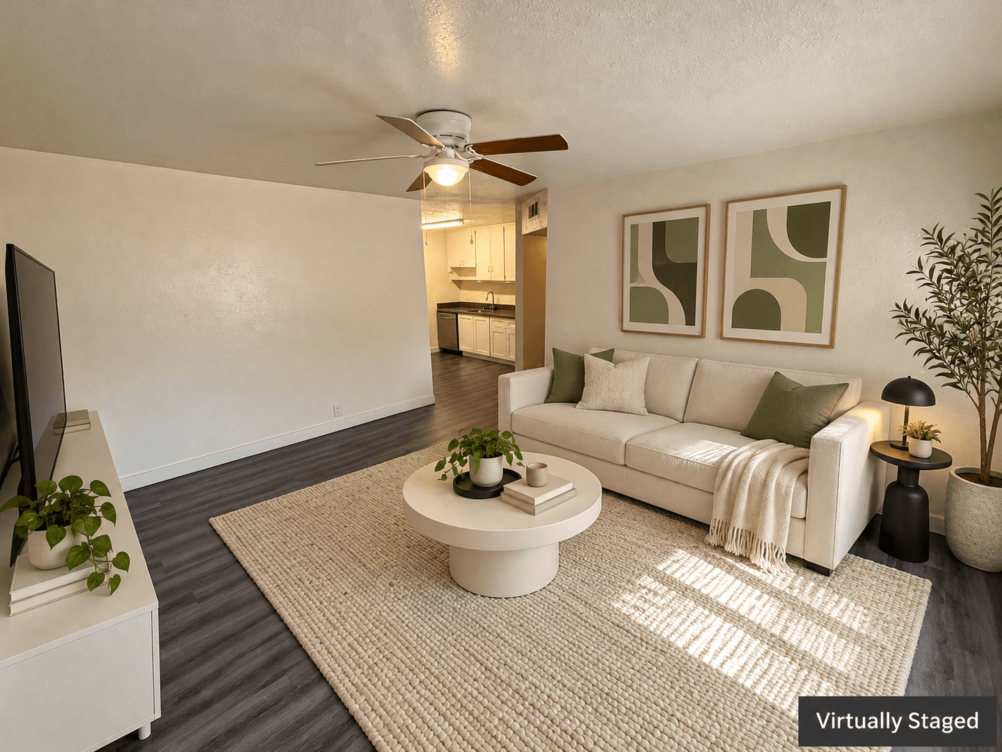 Henderson Apartment: 270 Tungsten Street (Front)