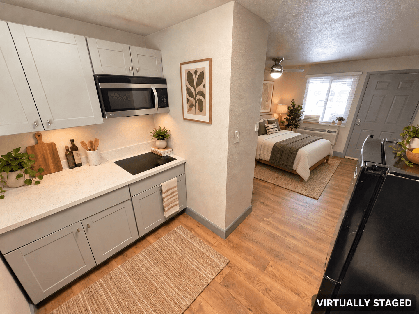 Las Vegas Apartment: 311 N 16th St #03