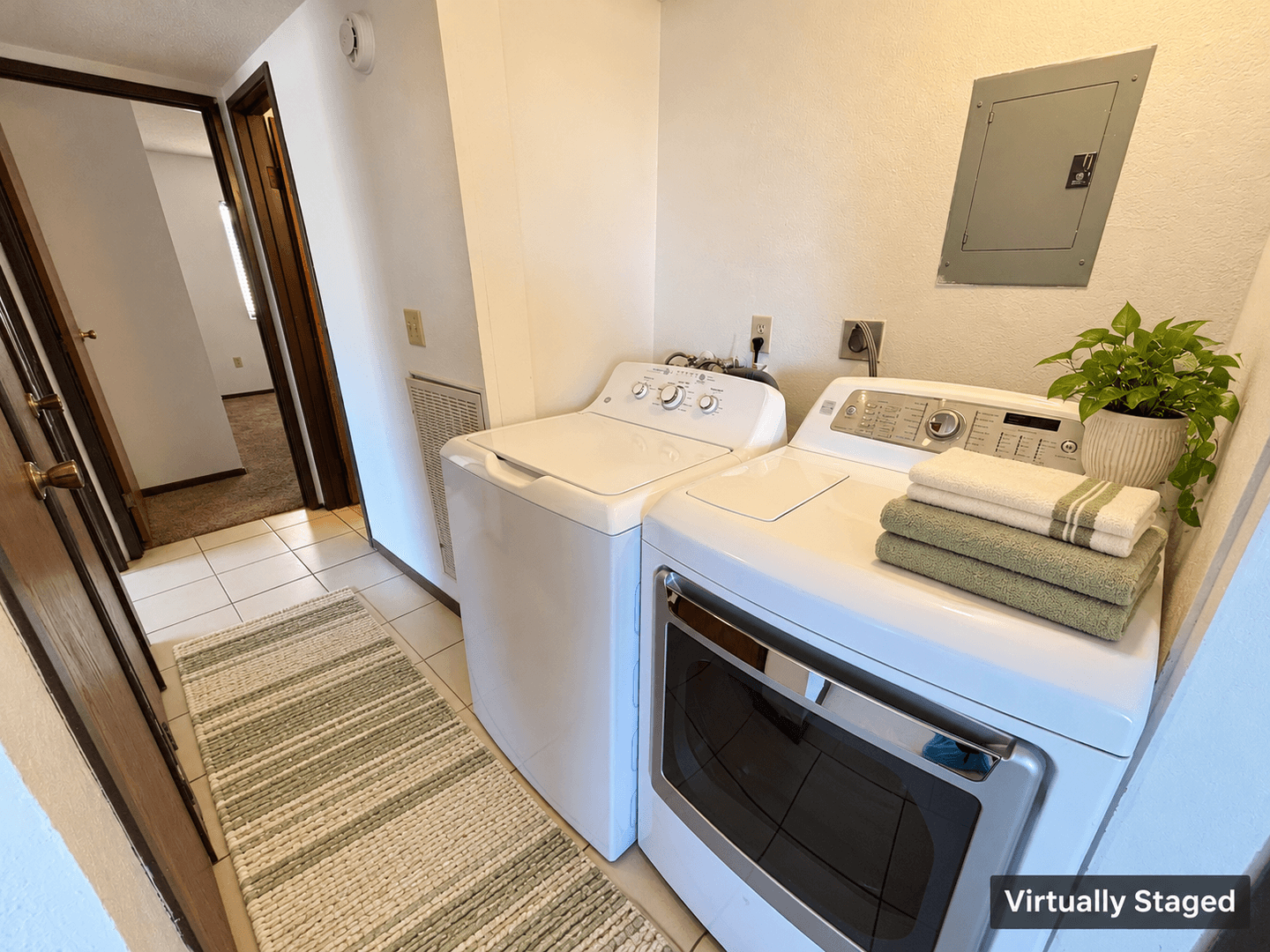 Las Vegas Apartment: 2772 Eldora Circle Unit C