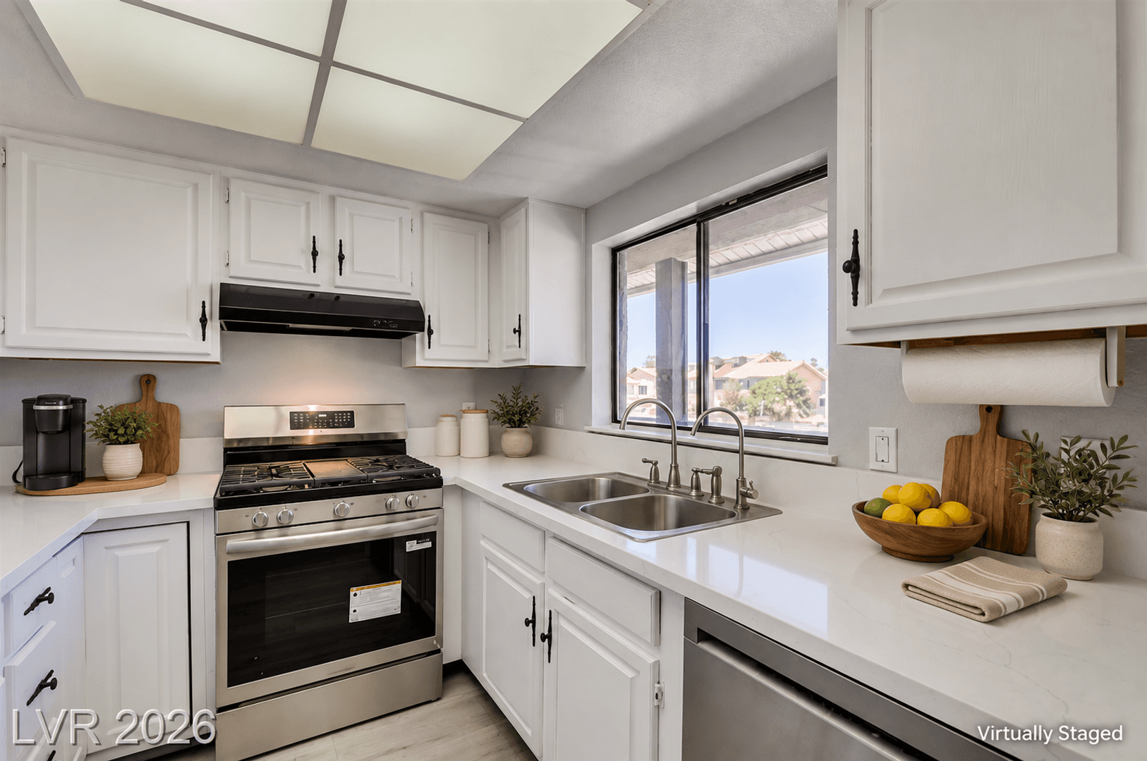 Henderson House: 2832 Aster Ct