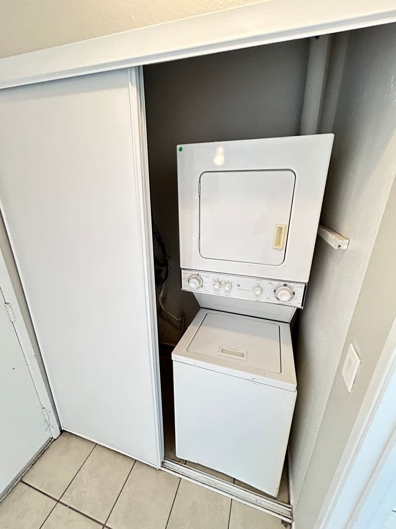 Las Vegas Apartment: 5147 Greene Lane Unit D