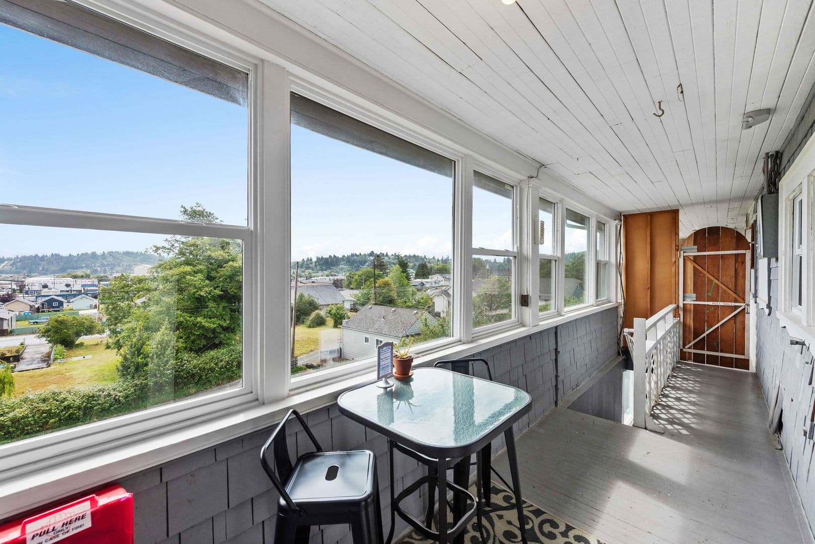 Coos Bay Apartment: 864 S 5th St. - #1