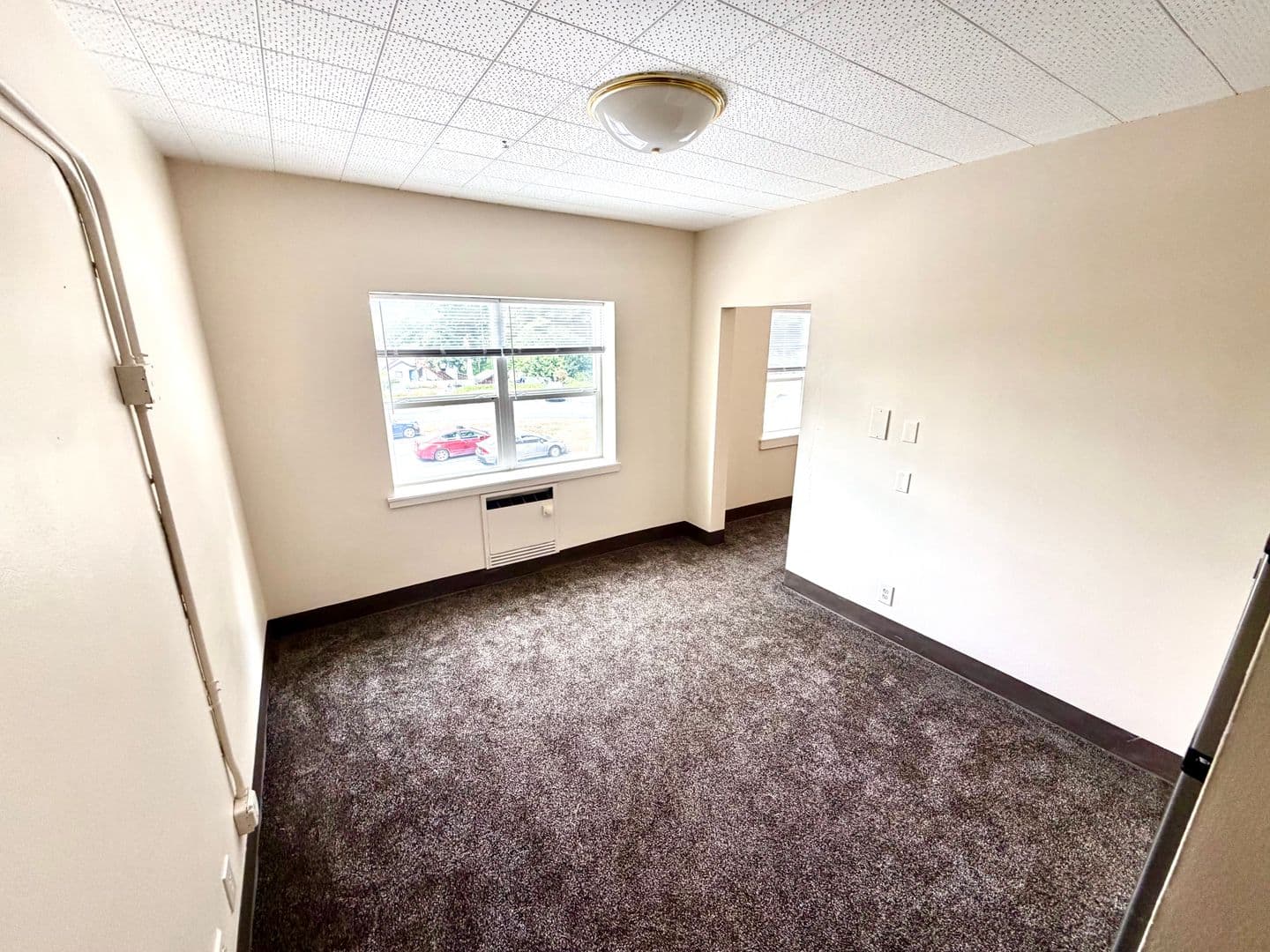 North Bend Apartment: 3959 Sheridan Ave Apt 212
