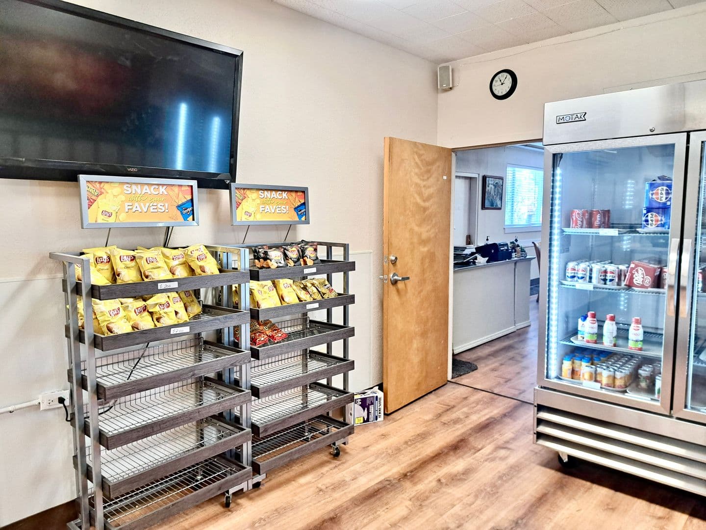 North Bend Apartment: 3959 Sheridan Ave Apt 256
