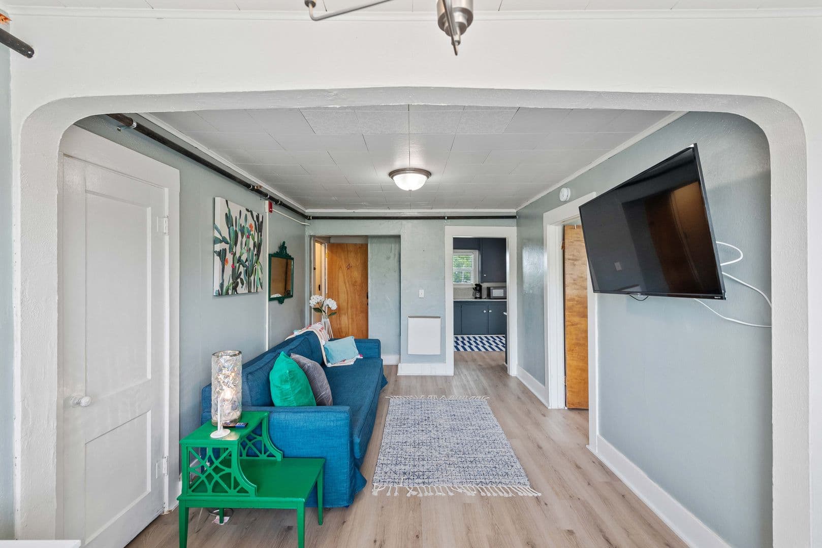 Coos Bay Apartment: 864 S 5th St. #2