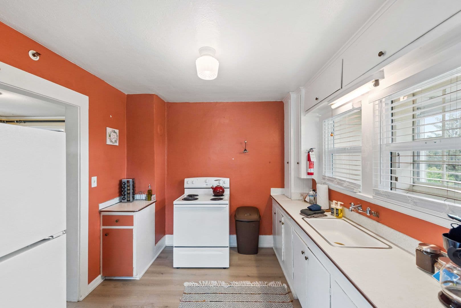Coos Bay Apartment: 864 S 5th St. #3