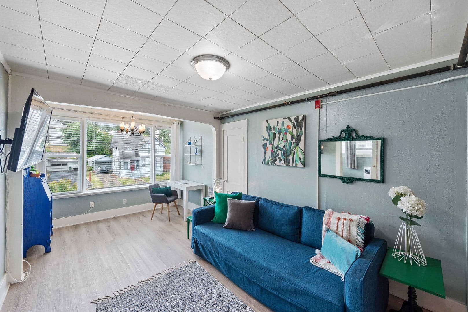 Coos Bay Apartment: 864 S 5th St. #2
