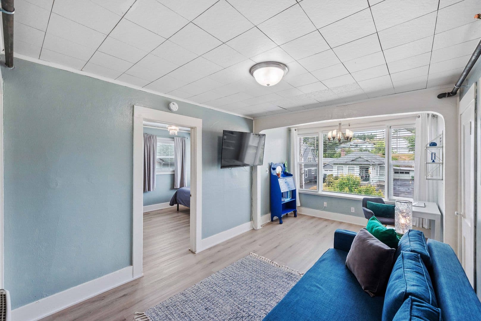 Coos Bay Apartment: 864 S 5th St. #2
