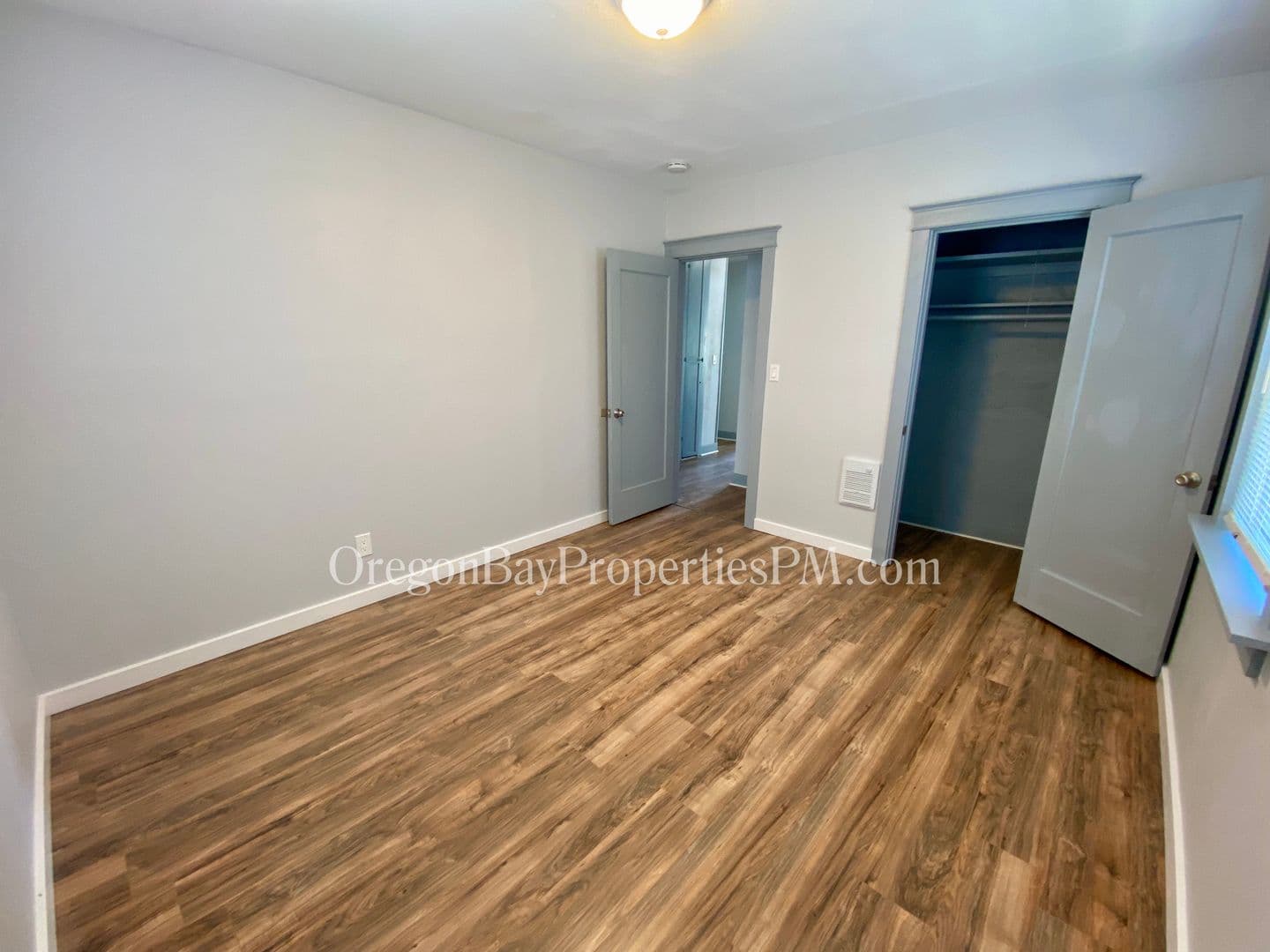 Coos Bay House: 552 Johnson Ave