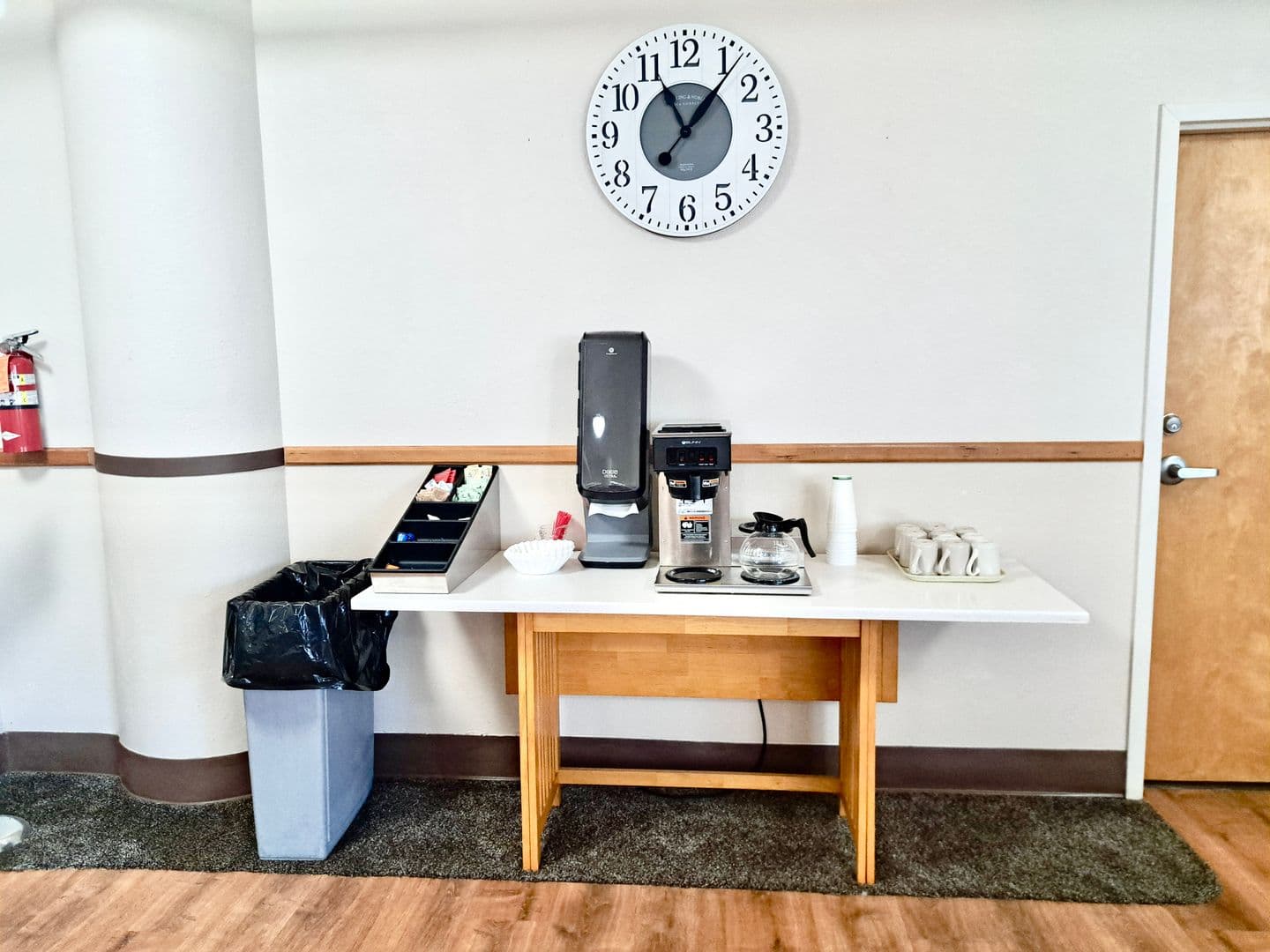 North Bend Apartment: 3959 Sheridan Ave Apt 235