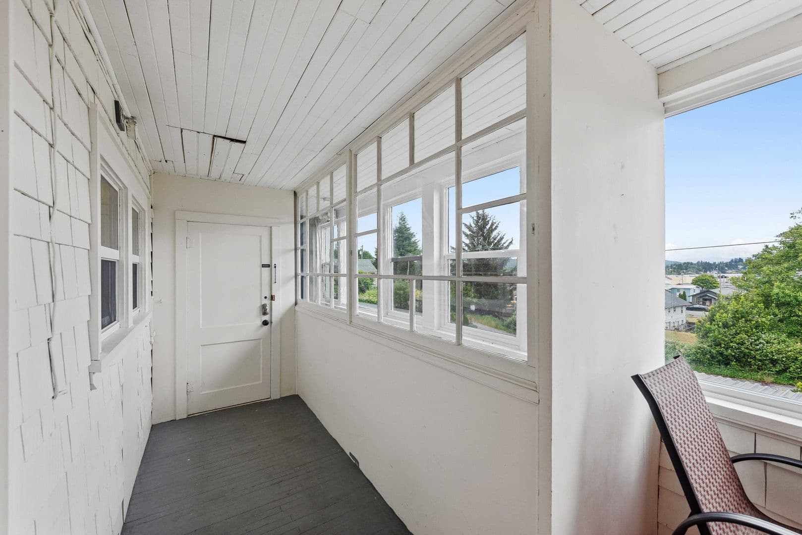 Coos Bay Apartment: 864 S 5th St. #3