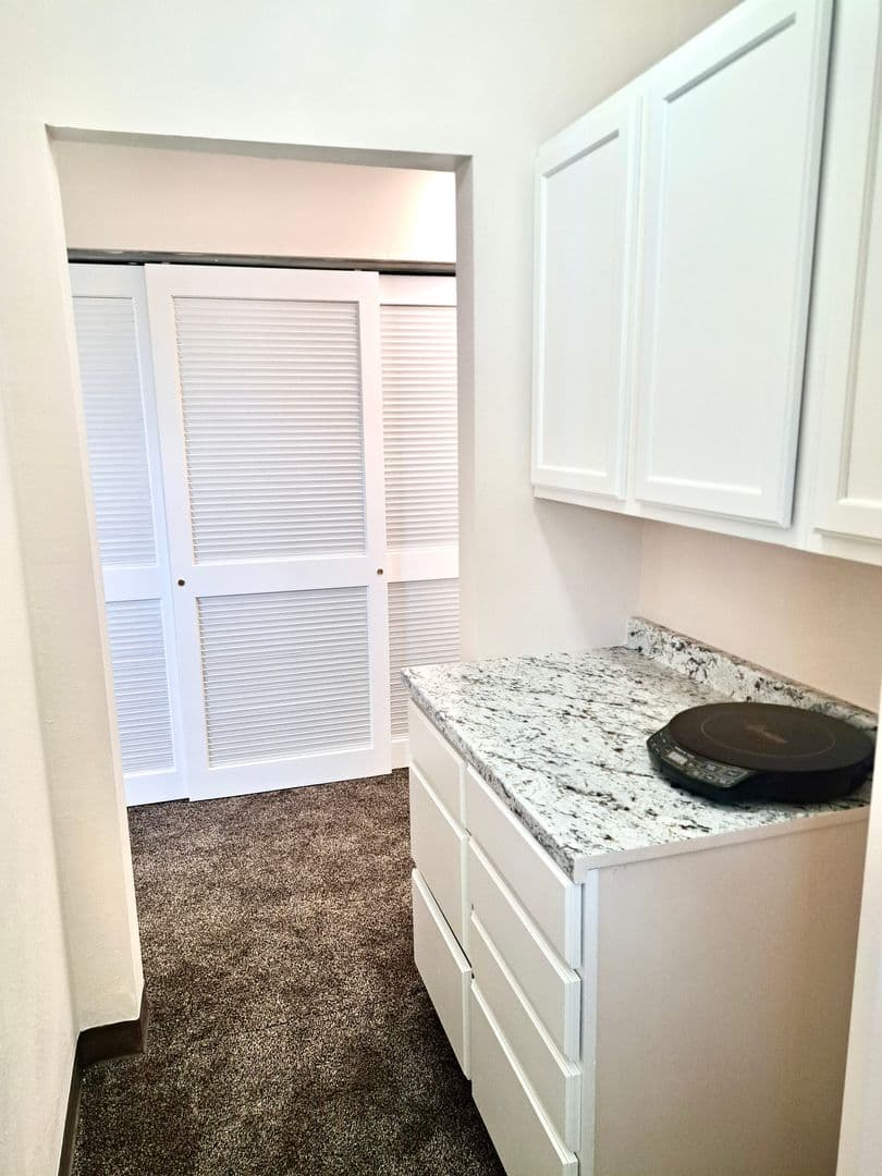 North Bend Apartment: 3959 Sheridan Ave Apt 253