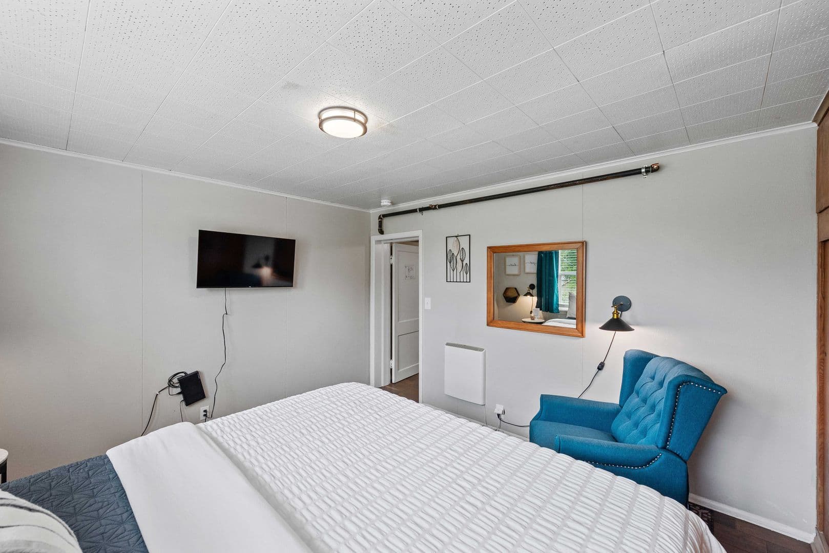 Coos Bay Apartment: 864 S 5th St. #5