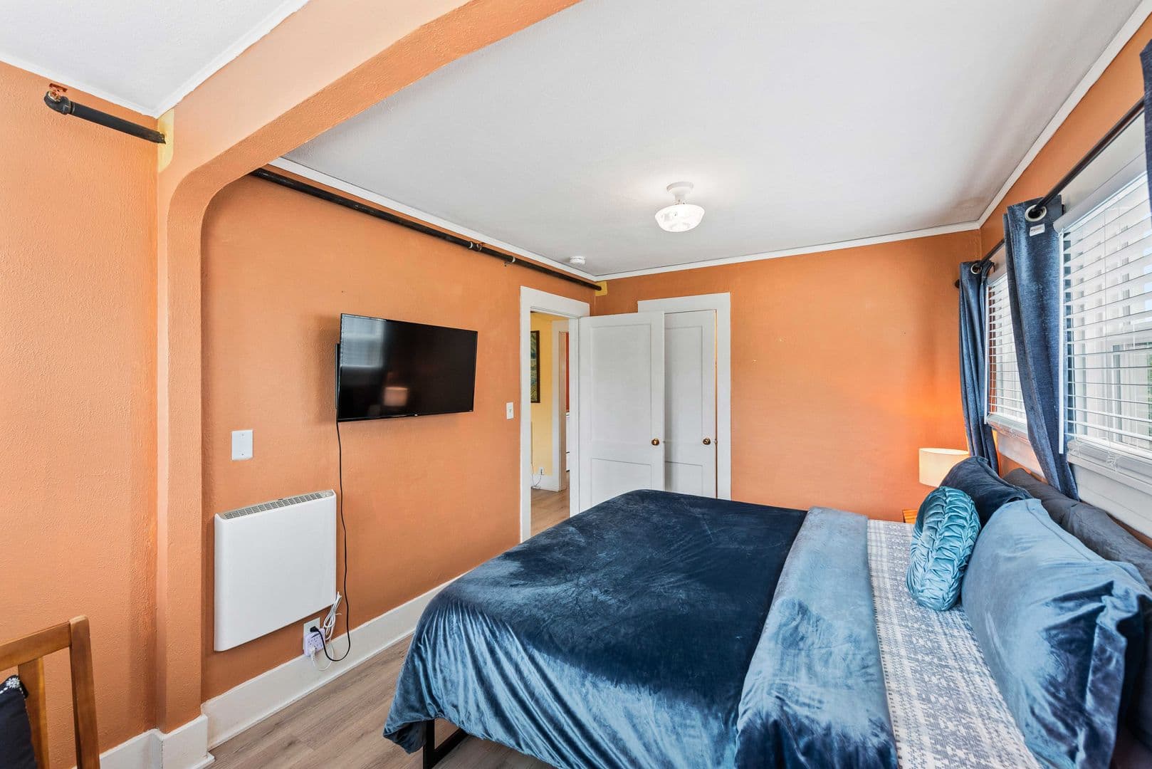 Coos Bay Apartment: 864 S 5th St. #3