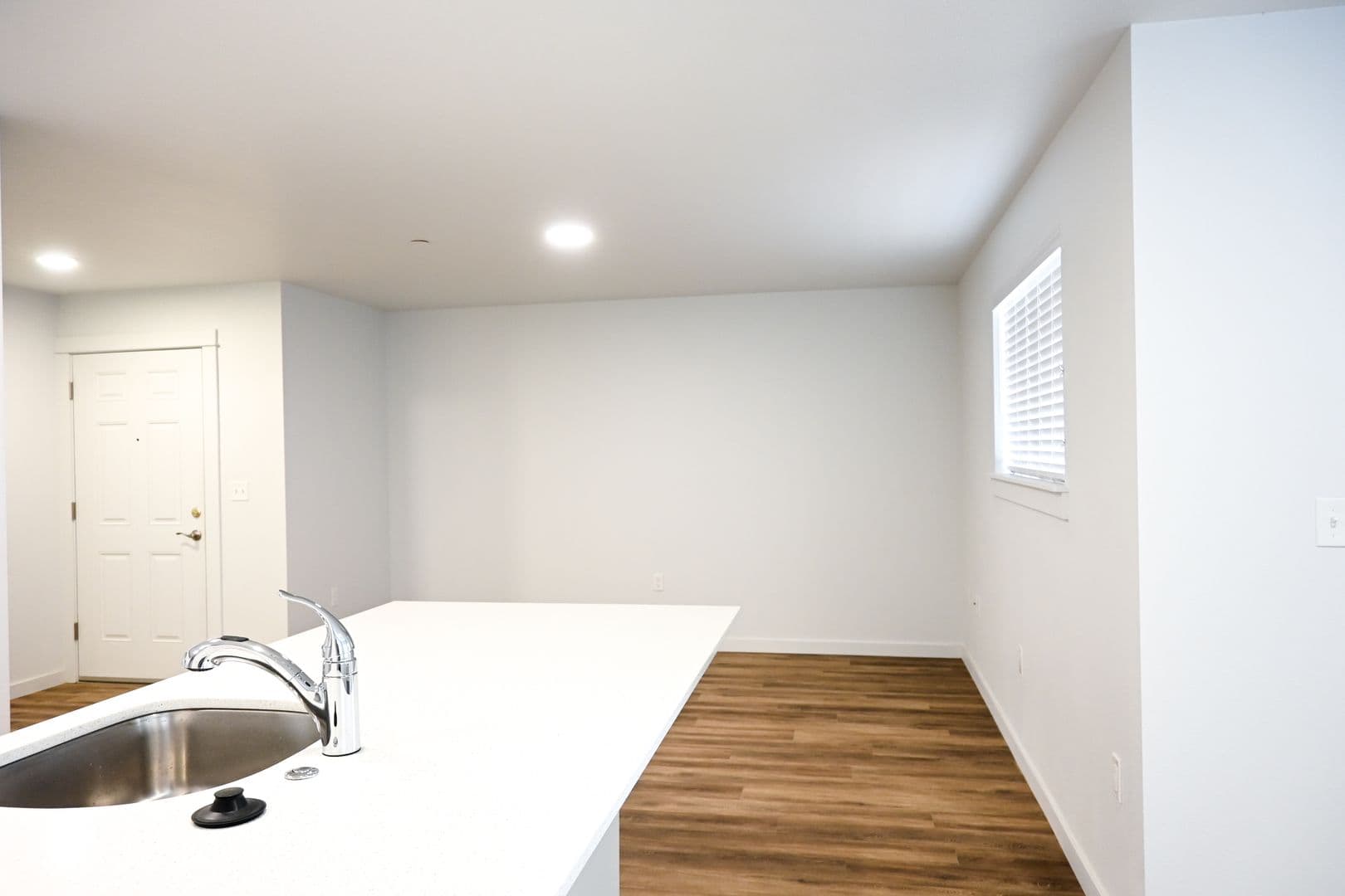 Cottage Grove Apartment: 1041 S 10th St.