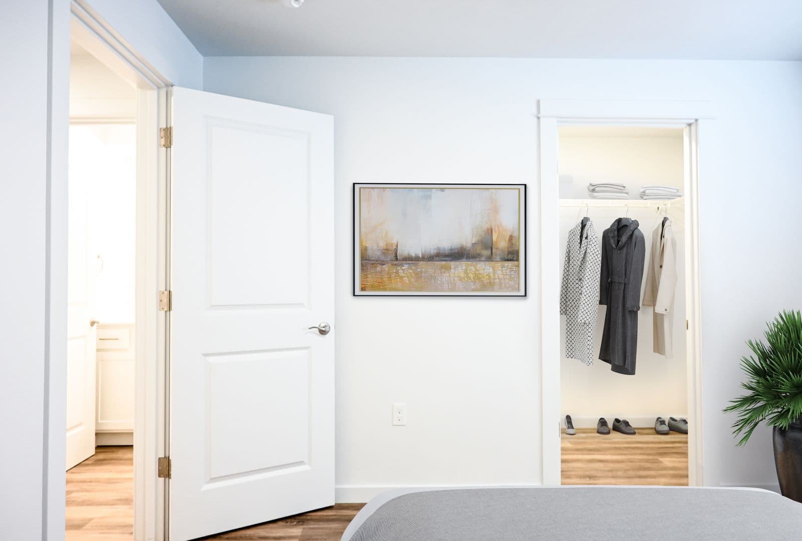 Cottage Grove Apartment: 1041 S 10th St.