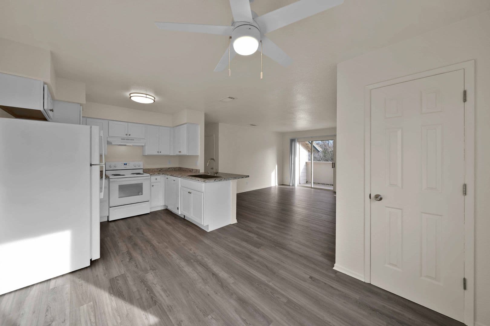 Redding Apartment: 851 Mission De Oro Dr.