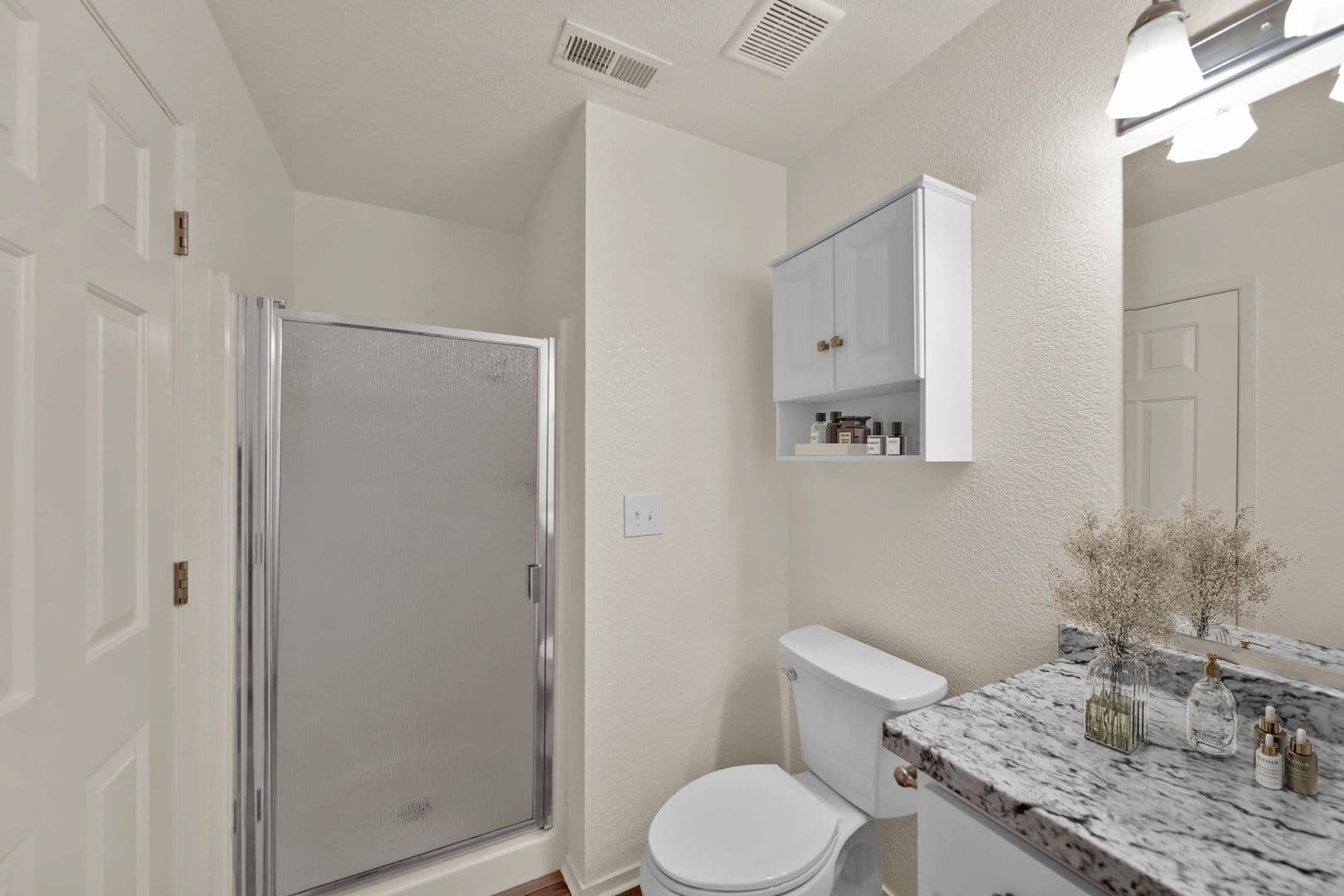 Redding Apartment: 851 Mission De Oro Dr.
