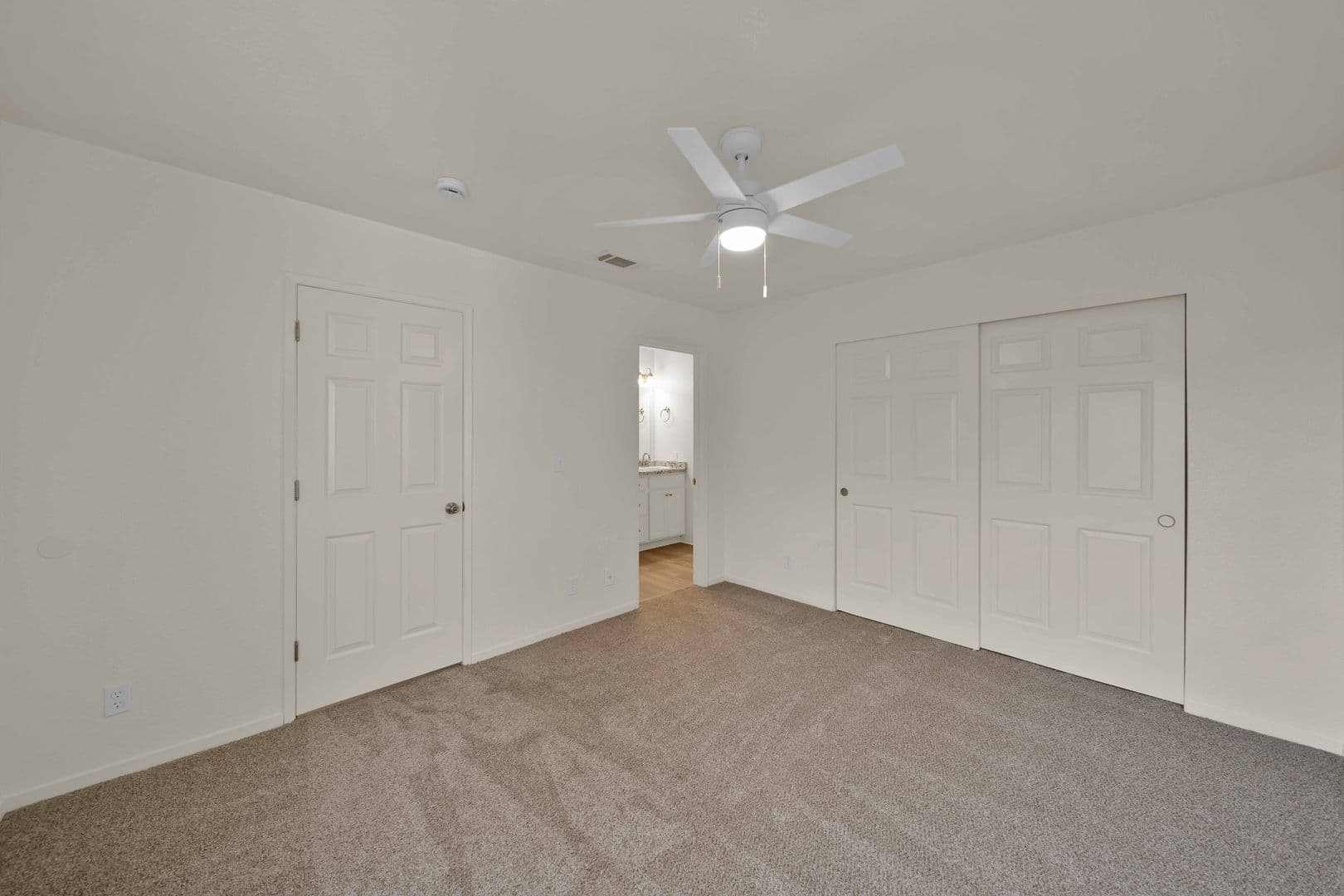 Redding Apartment: 851 Mission De Oro Dr.