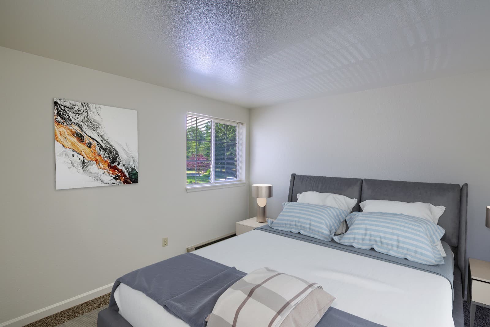 Federal Way Apartment: 32420 1st Ln. SW