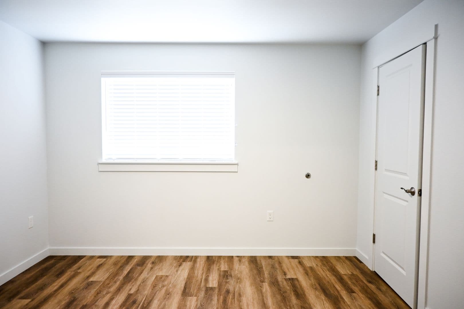 Cottage Grove Apartment: 1041 S 10th St.